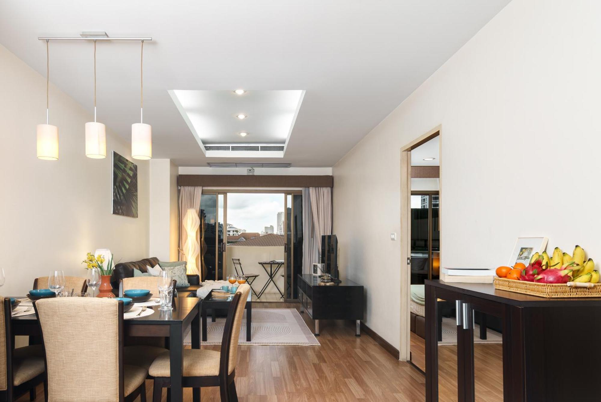 Verdant Vista King Near Bts With Modern Amenities Apartment Bangkok